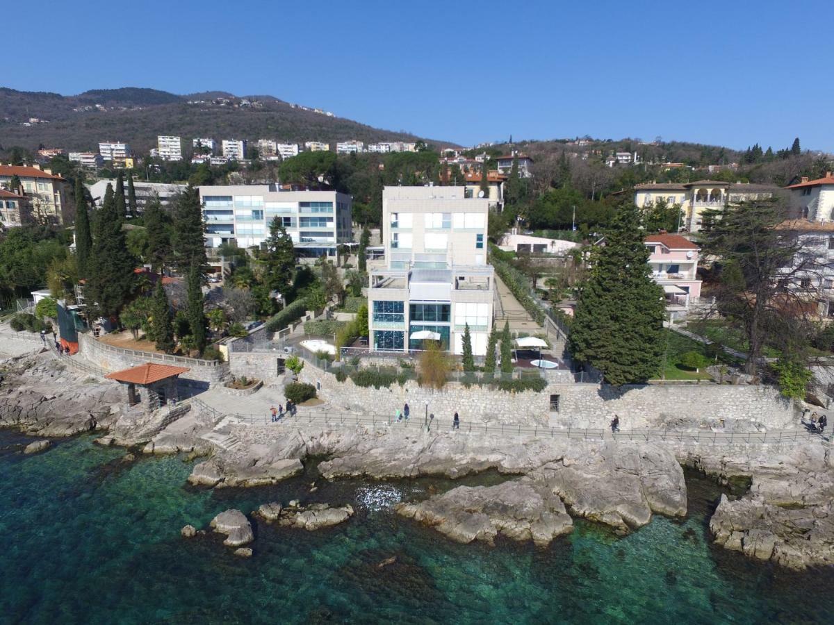 Deluxe Apartment Volosko Opatija Exteriör bild